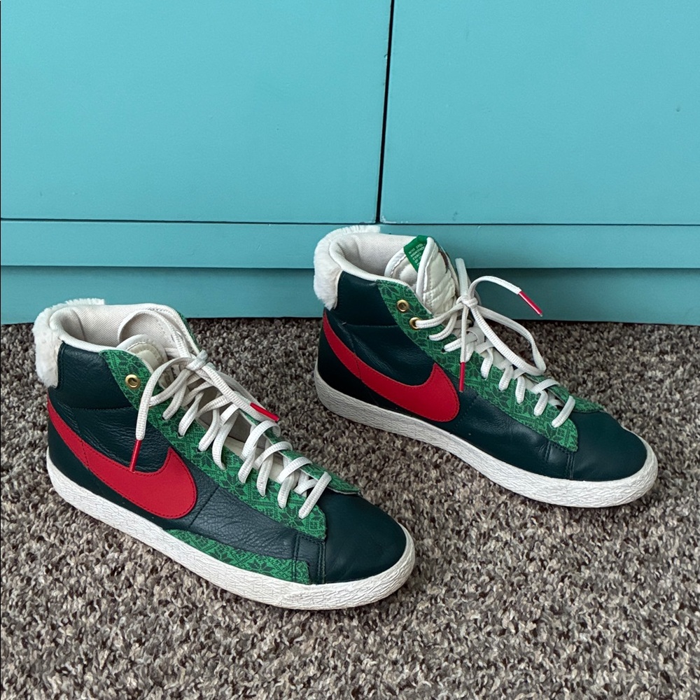Nike Kids Youth 6.5 Green Mid ‘77 Sneakers Blazer Nordic Christmas Sweater Shoes